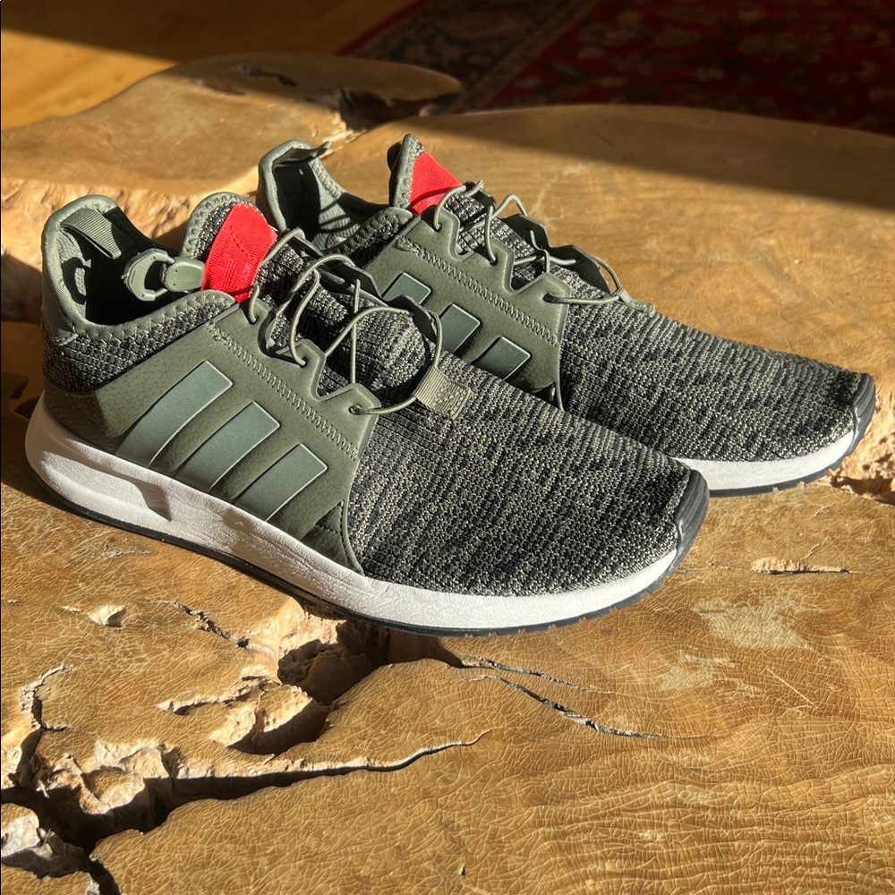 ADIDAS XPLR TRAINERS ST MAJOR GREEN/RED Men’s Size 10